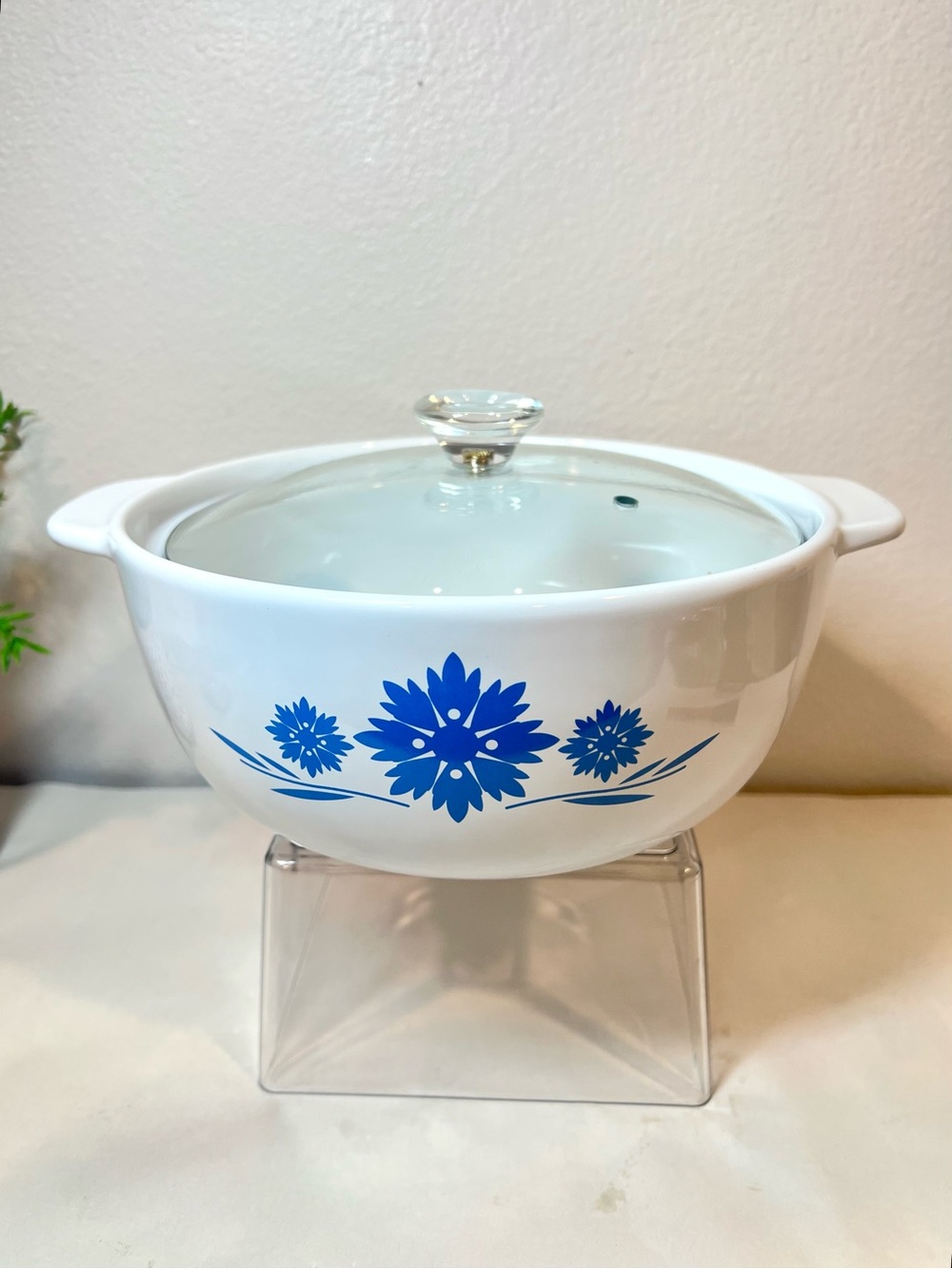Cornflower Traditions White Ceramic Bowl with Blue Cornflower Design | Glass Lid